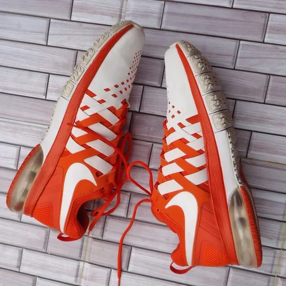 SIZE 13. NIKE Fingertrap Max running athletic sneakers shoes.